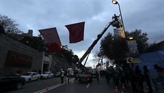 Poblí klubu Reina se v nedli odpoledne zaaly vyvovat turecké vlajky.