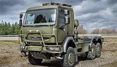 Armáda převzala nové nákladní vozy. Legendární Pragu V3S nahrazuje Tatra T-810