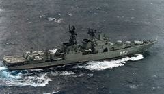 Na Filipny pipluly rusk vojensk lod. Kreml chce USA nahradit v roli spojence