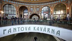 Indové obnoví opuštěnou Fantovu kavárnu na Hlavním nádraží v Praze