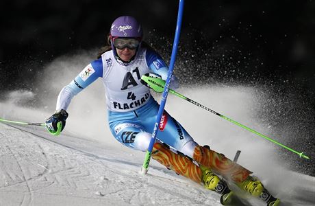 árka Strachová ve slalomu Svtového poháru.
