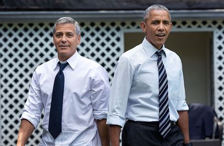 Prezident Obama a herec George Clooney si zahrli na hiti Blho domu...