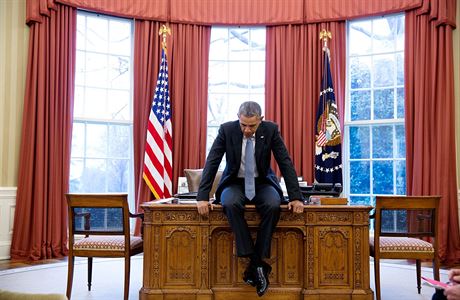 Prezident Obama se pipravuje se svým bezpenostním týmem na telekonferenci s...