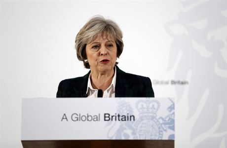 Britsk premirka Theresa Mayov bhem proslovu o een brexitu.