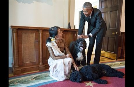 Prezident Barack Obama a Aun Schan Su ij, ministryn zahraninch vc...