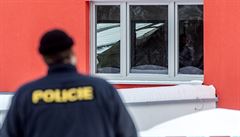 Pražský policista čelí obvinění. Při vyšetřování prý přijal úplatek
