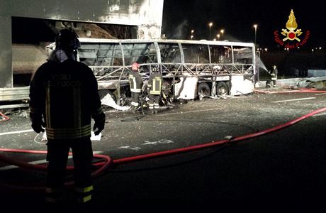 Nehoda autobusu u Verony.