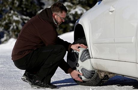 Na lyže do Rakouska: pozor na řetězy a závady, které můžou stát víc než  auto | Byznys | Lidovky.cz