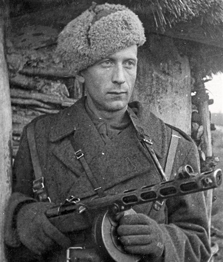 Frantiek Král (19141944). Levicov smýlející voják proel nejprve panlskou...