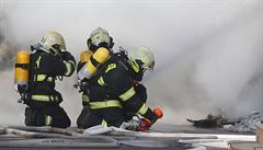 Na výstavišti v Praze-Letňanech hořelo. Dva lidé jsou zranění