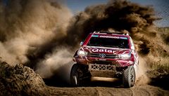 Katarský jezdec Nasser Al-Attiyah v jihoamerické pou�ti.