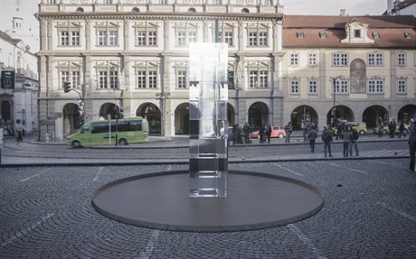 Procesuální instalace na Malostranském námstí v Praze
