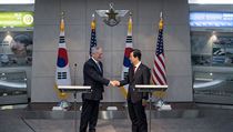 Americk ministr obrany Mattis a jeho jihokorejsk protjek Han Min-Koo.