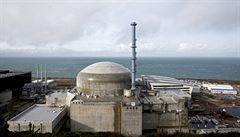 Při výbuchu v jaderné elektrárně ve Francii se přiotrávilo pět lidí. Radiace neunikla