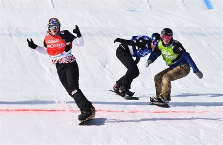 Olympijsk vtzka Eva Samkov (vlavo) vyhrla zvod Svtovho pohru...