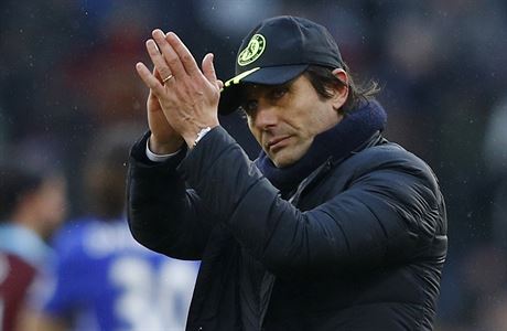 Rozlouí se Antonio Conte po jedné sezon a získaném anglickém titulu s Chelsea?