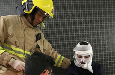 Zrann v metro stanici v Hong Kongu