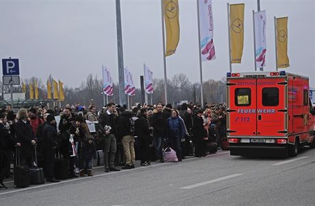 Cestujc na letiti v Hamburku byli evakuovni