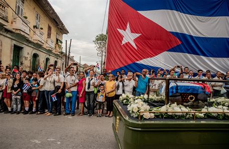 V kategorii kadodenní ivot zvítzil snímek z Kuby, která pláe pro Fidela...