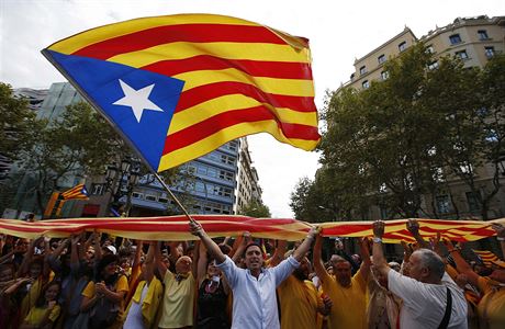 Katalánci usilují o nezávislost na panlsku.