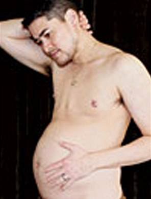 Thomas Beatie se jako těhotný muž "cítí skvěle".