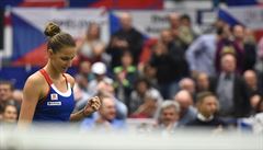 Karolína Plíková slaví vítzství nad Garbin Muguruzaovou v 1. kole Fed Cupu.