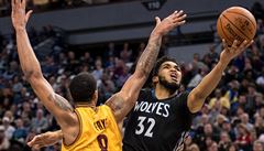 James dovedl oslabený Cleveland k výhe v Minnesot