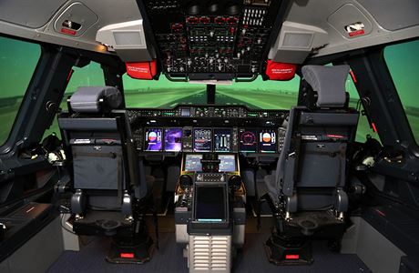 Pilotn kabina Airbusu A400M.