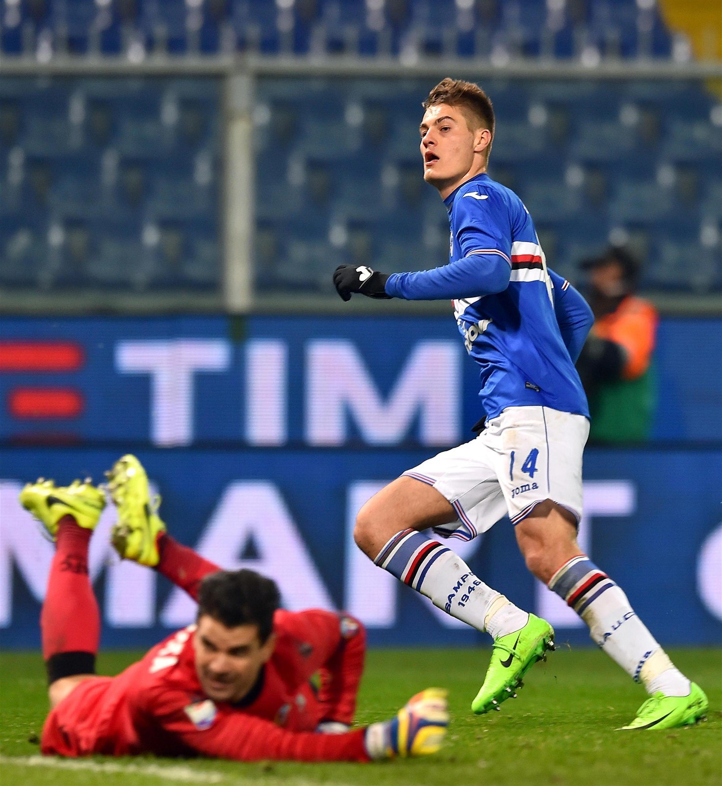 Patrik Schick slaví.