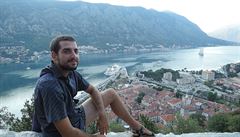 Kv�li své cest� kolem sv�ta autostopem opustil Pavel Klega práci, prodal v�ci a...