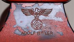 Telefon nacistického vdce Adolfa Hitlera se na aukci ve Spojených státech...
