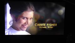Bhem ceremoniálu se vzpomínalo na nedávno zesnulou Carrie Fisherová.