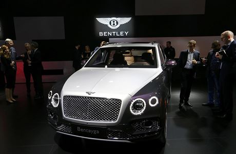 Firma Bentley pedstavila v enev model Bentayga.