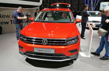 Volkswagen Tiguan Allspace na autosalonu v enev