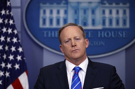 Sean Spicer - mluví Bílého domu