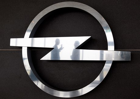 Opel logo.