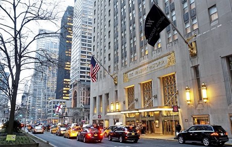 Hotel Waldorf Astoria pozbude své velikosti. Zhruba z jednoho tisíce hotelových...