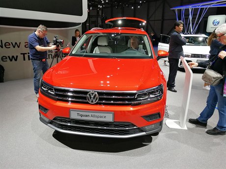 Volkswagen Tiguan Allspace na autosalonu v enev