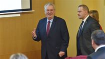 Prezident Miloš Zeman přichází na setkání se členy krajského zastupitelstva a...