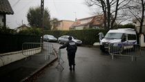 Francouzsk policie v ulici zmizel rodiny v Orvault na zpad zem.