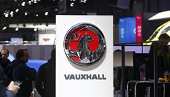 Logo na stánku spolenosti Vauxhall