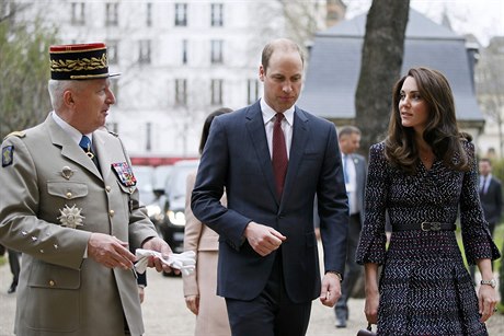 Prince William s chotí na návtve Francie.