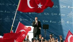 Turecko je příliš malé, řekl Erdogan. Připomněl slavnou minulost a ‚právo‘ na Irák