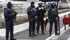 Francouzsk policie propustila otce zastelenho tonka z letit Orly