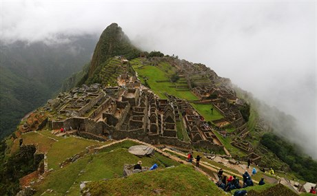 Klasický pohled na Machu Picchu. Ani spousta turist nebo pedraené vstupné...