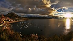 Dál u s Amálkou pokraujeme k svtoznámému jezeru Titicaca, nejvýe poloenému...