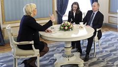 Vladimir Putin a Marine Le Penová