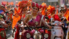 V indické Bombaji slaví Gudi Padwa, zaátek roku dle lunisolárního kalendáe.