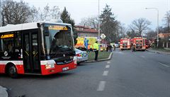 V pohotovosti byl i evakua�ní autobus.