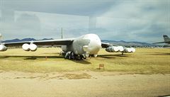 Vojenská základna Davis-Monthan je nejvtím hbitovem letadel na svt.